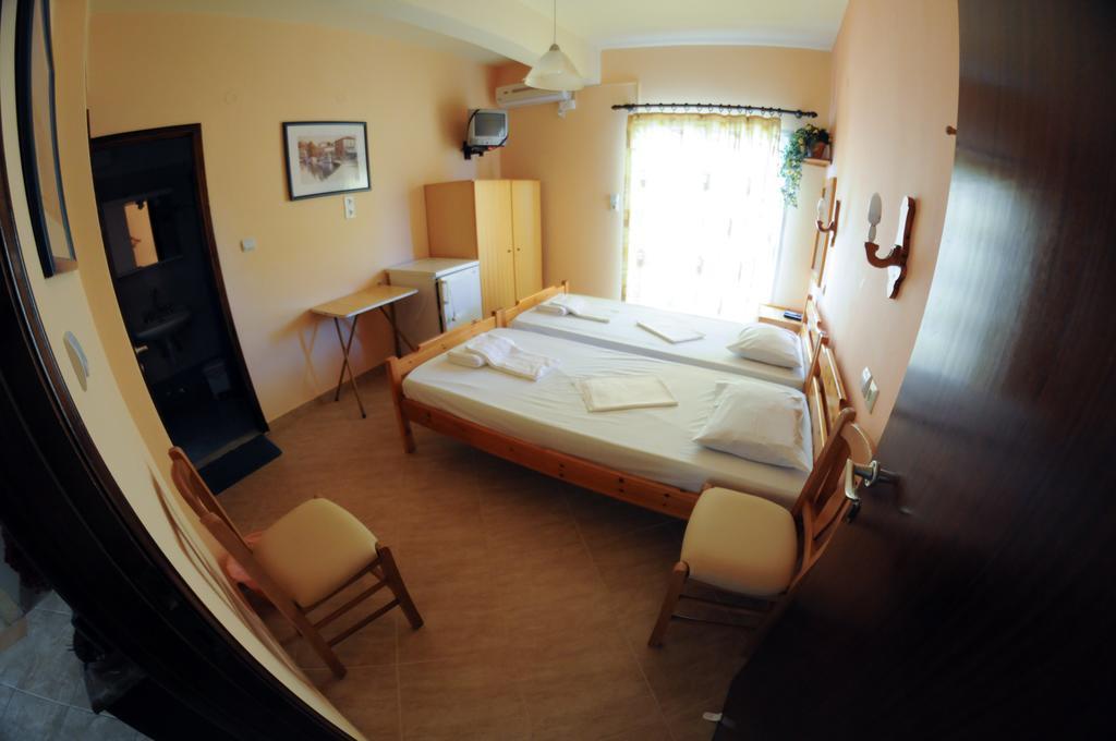 Nefeli Rooms Pefki  Quarto foto