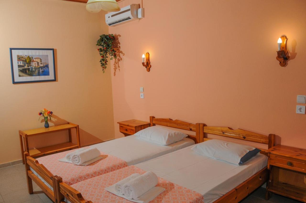 Nefeli Rooms Pefki  Quarto foto